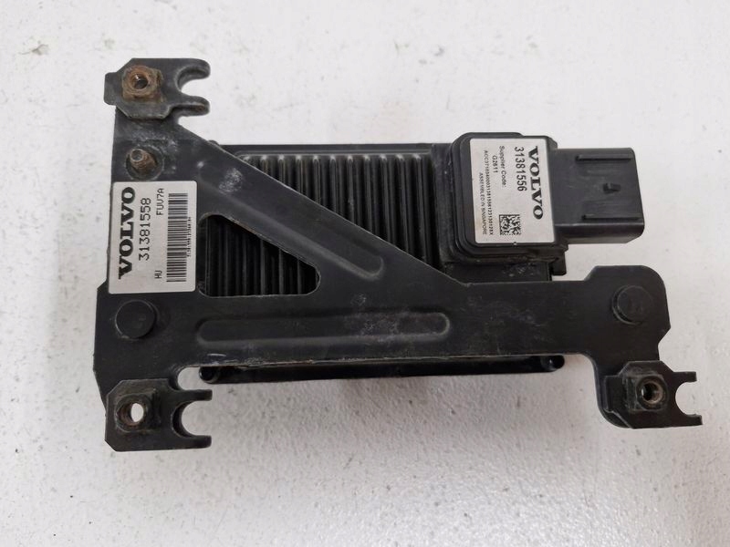 Купить Volvo v60 i s60 ii модуль датчик радар distronic кронштейн 31381556
