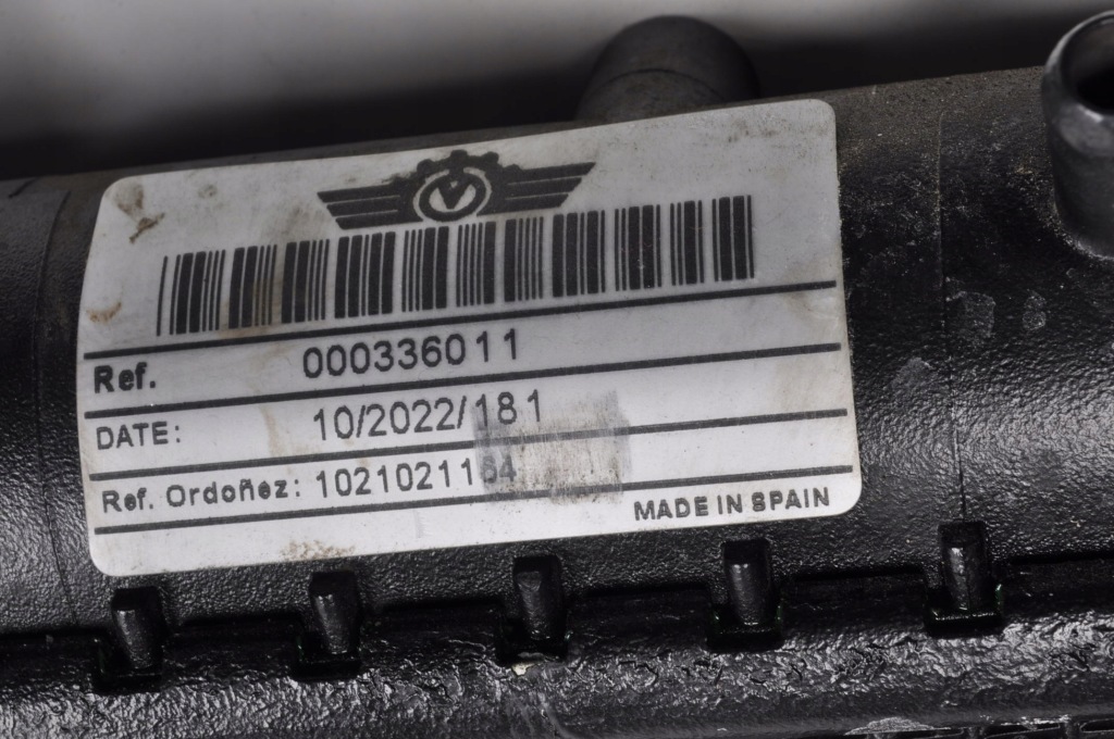 Ferrari portofino f164 3.9 радиатор воды 22r 000336011 в Украине