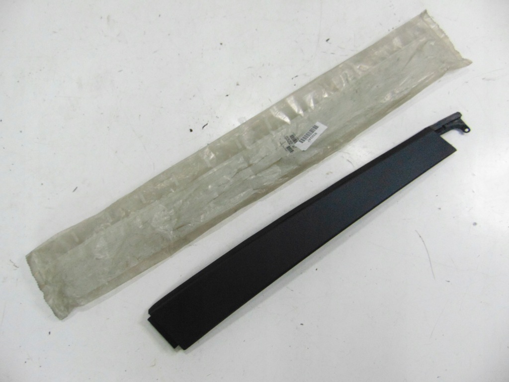 фото №1, Nowa оригинал молдинг дверь левый задняя peugeot 405