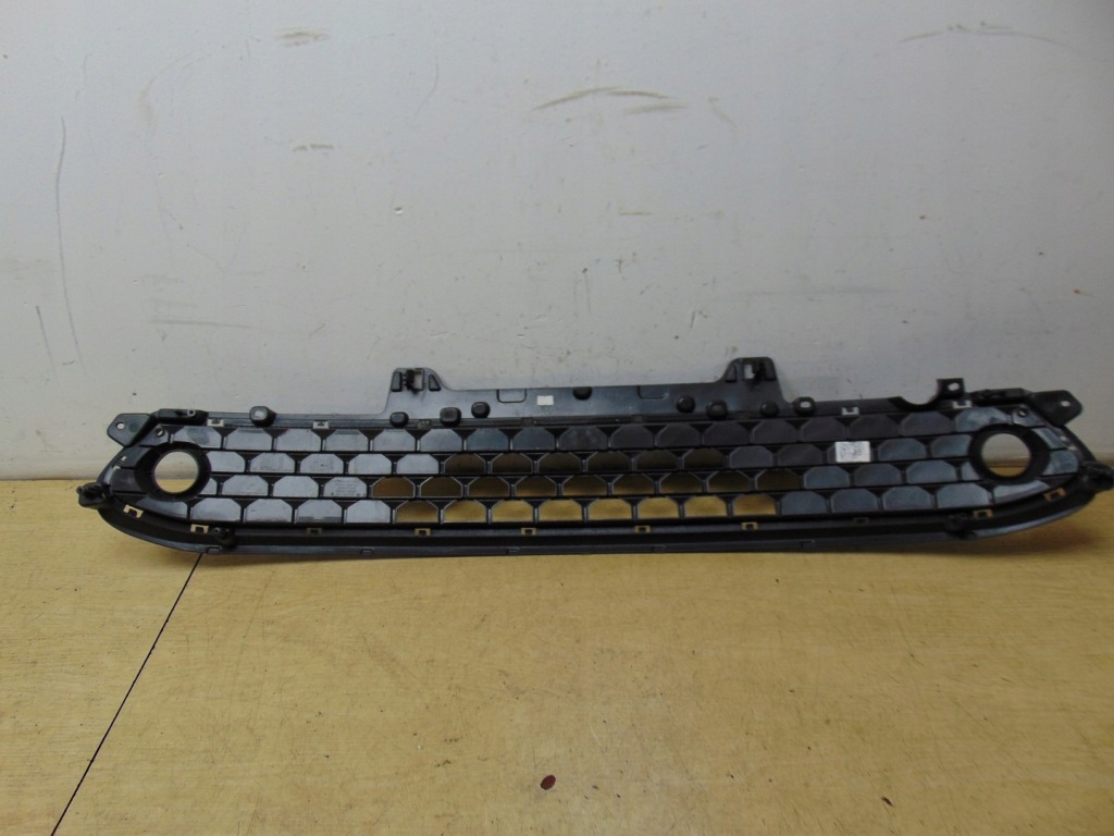 Купить Решётка w бампер средняя hyundai kona рестайлинг  86560-j9cb0