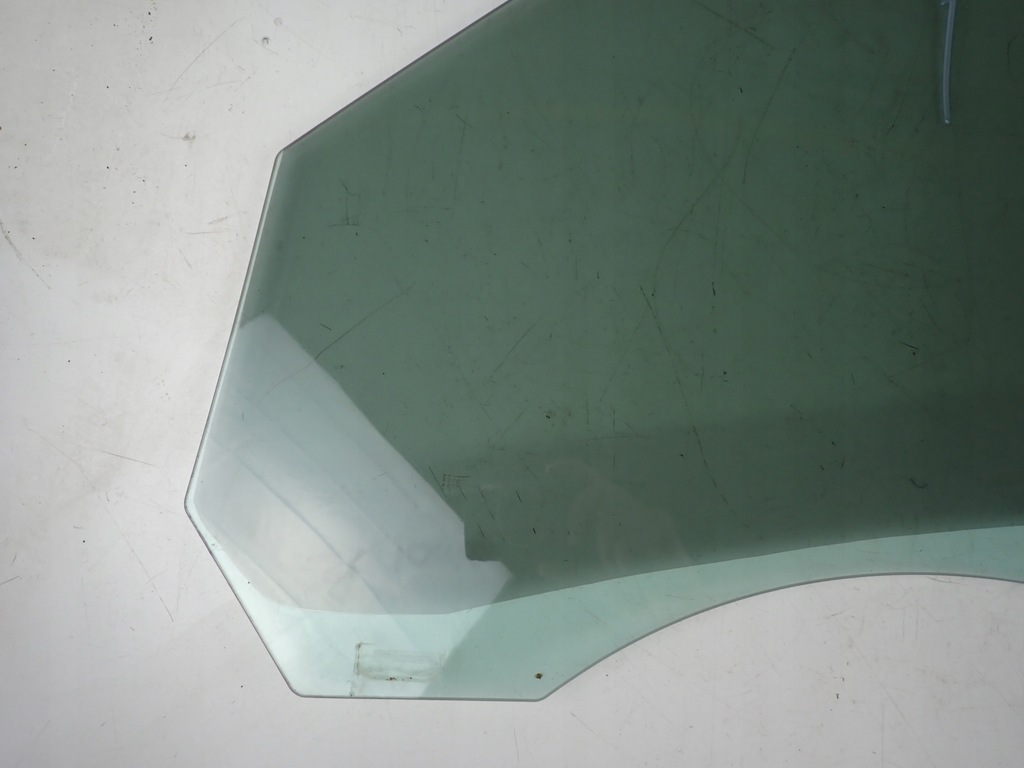 фото №9, Стекло боковая дверь правый перед audi a5 8t