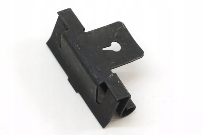 фото №1, Пряжка молдинг порог 911 997