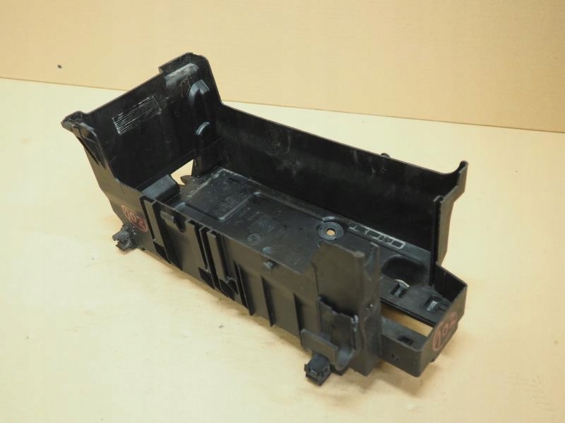 фото №1, Корпус основа акумулятор insignia 13330951