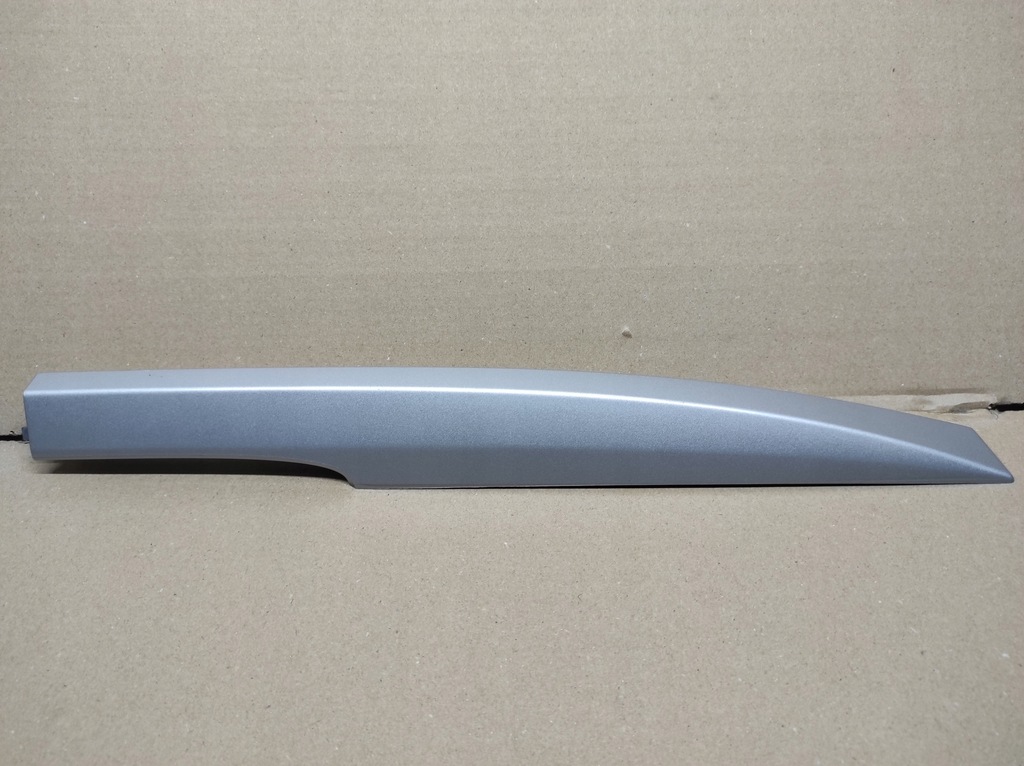 фото №1, Заглушка накладка рейлінг ліва задня renault laguna iii