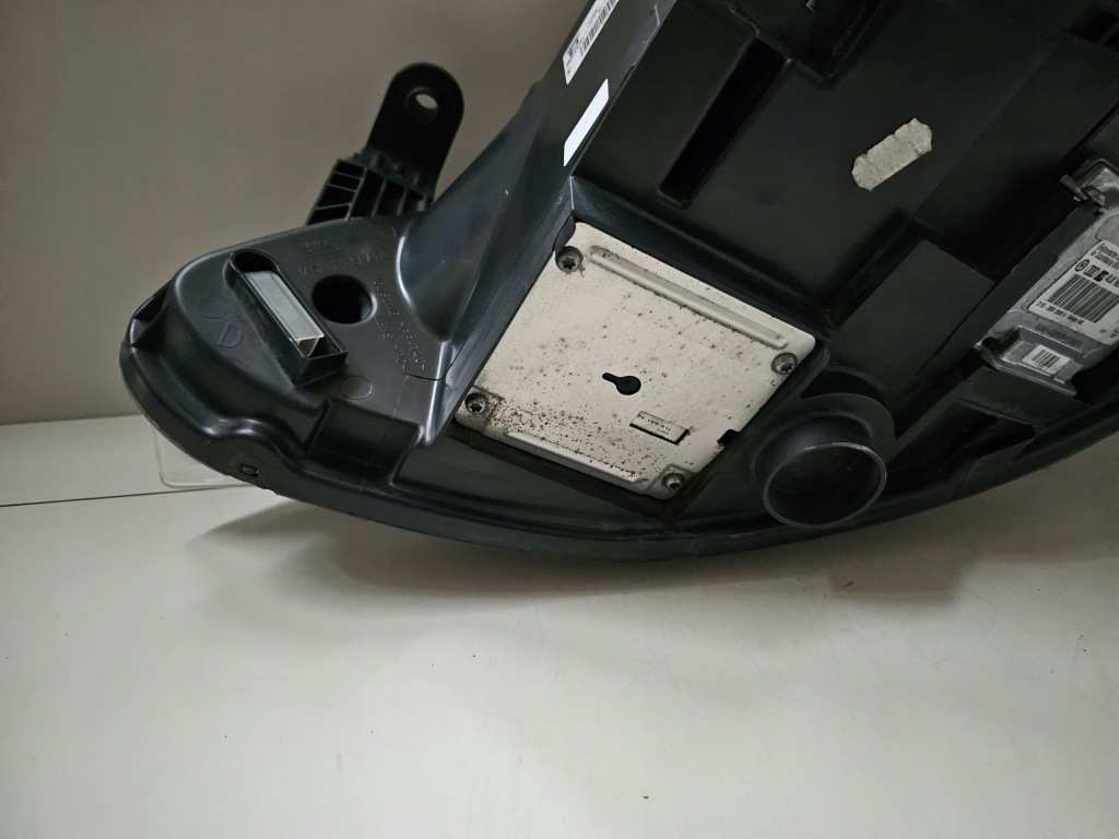 Фара передня правий праві перед seat ibiza iv 4 ксенон led європа  6j1941008q Недорого