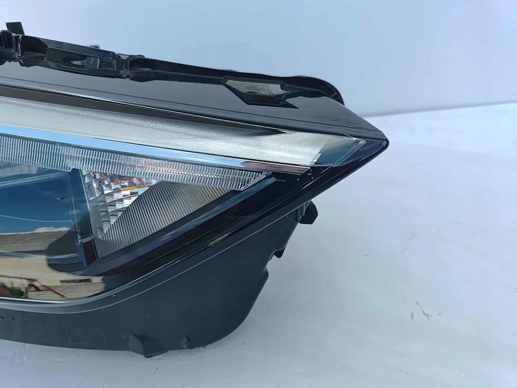 Audi q3 2 83a фара правий перед передня led 6243 Недорого