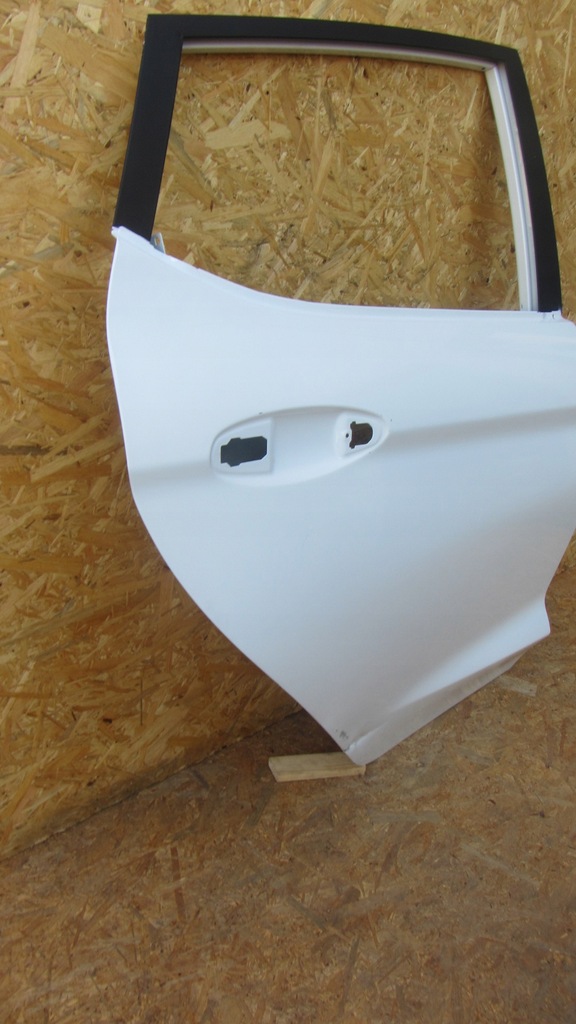 фото №5, Задние правое дверь ford fiesta mk8