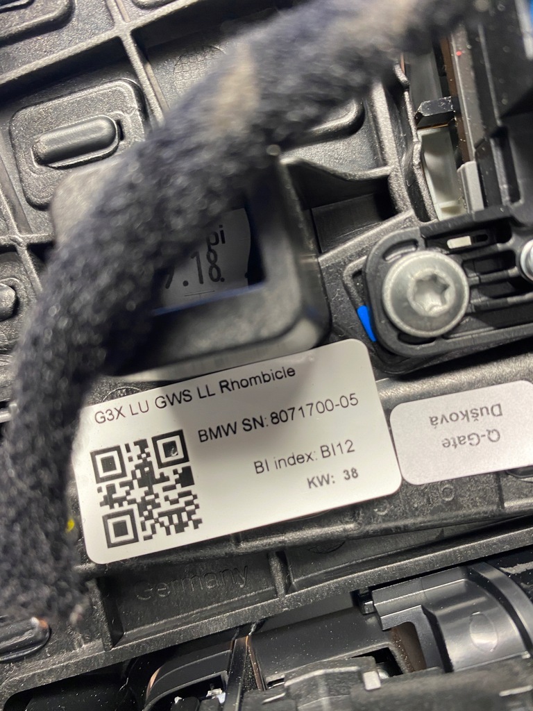 фото №7, Bmw g30 панель защита консоли средняя 6993919