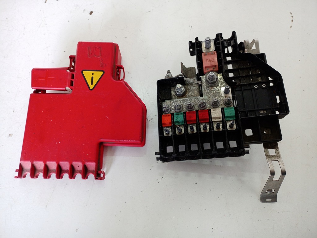 фото №1, Предохранитель клемма renault zoe