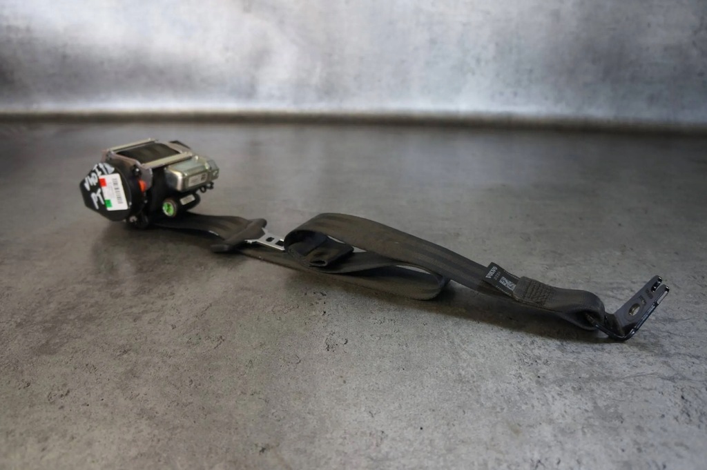 фото №1, Pas безпеки правий задня задній volvo v40 ii