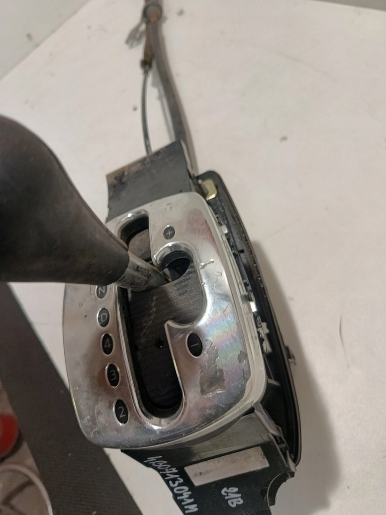 фото №6, Домкрат перемикання передач автоматична коробка передач + трос superb i 2.8 v6 4b0713041m