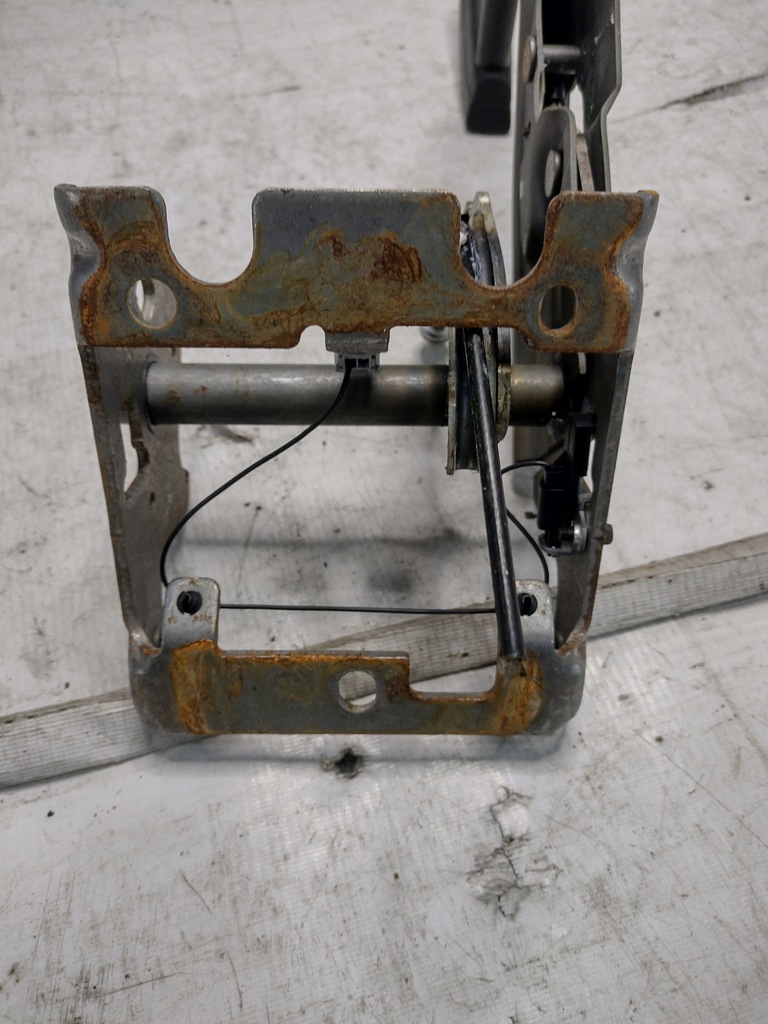 фото №9, Важіль гальма ручного ford kuga mk1 i 2,0tdci