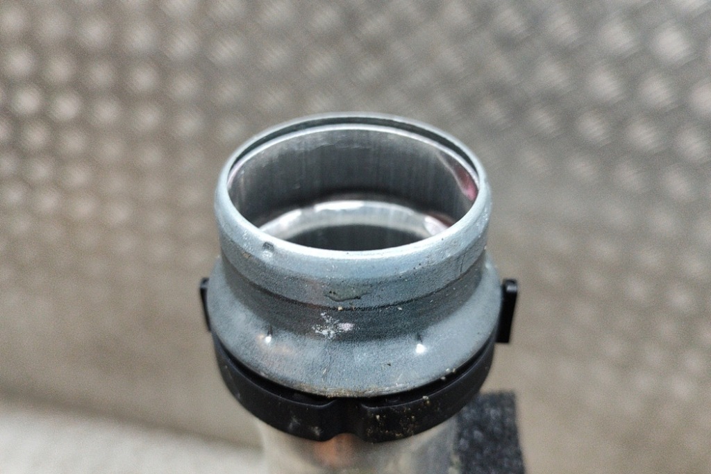 фото №5, Porsche 911 992 gt3 шланг wąż радиатора 992121568a 4.0 бензин 375kw 2024