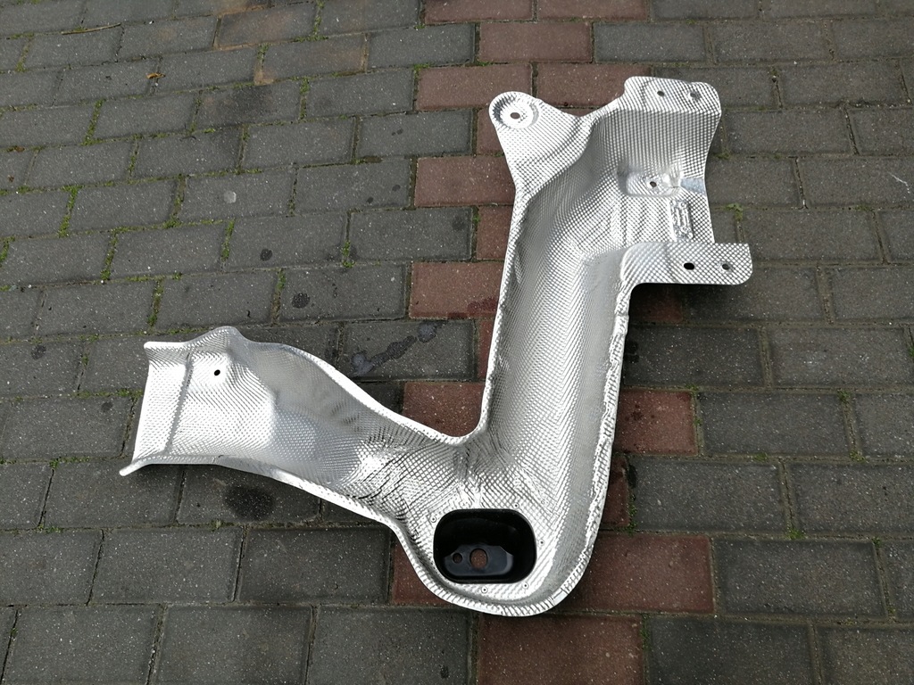 фото №4, Защита тепловая выхлоп renault clio v