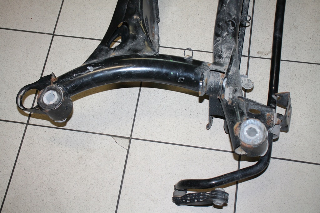 фото №9, Volvo xc40 задний подрамник балка подрамник задняя 2wd 32246800