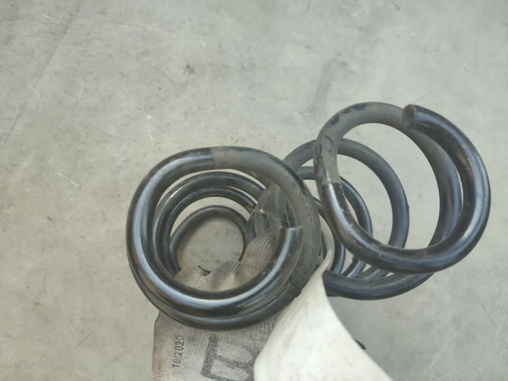 фото №3, Пружини задня mini one cooper f56 f55 2015 комплект