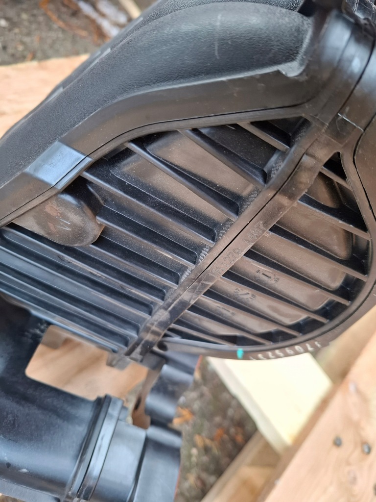 фото №8, Kia stonic колектор всмоктуючий 1.4 mpi mahle g4lc