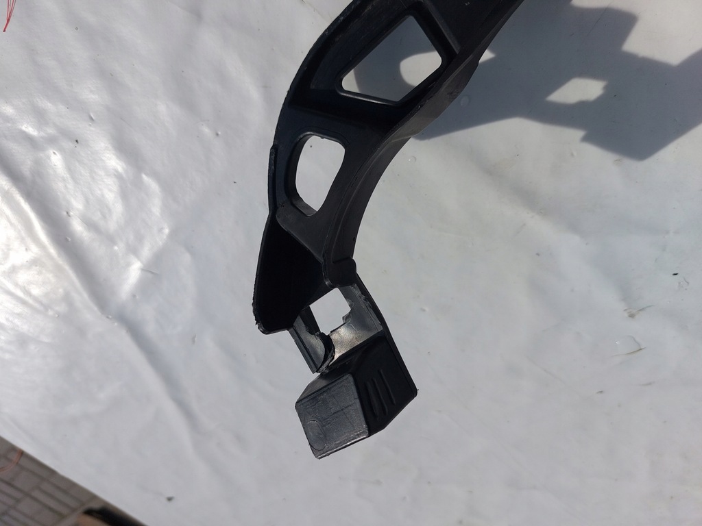 фото №9, Направляющая бампера задняя vw golf vi hb 08-12 eu