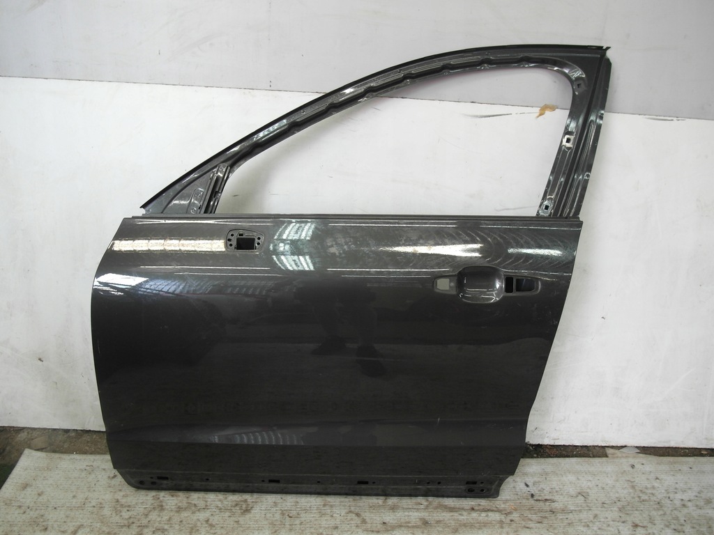 фото №1, Volvo xc40 całe двері передні ліва nr70