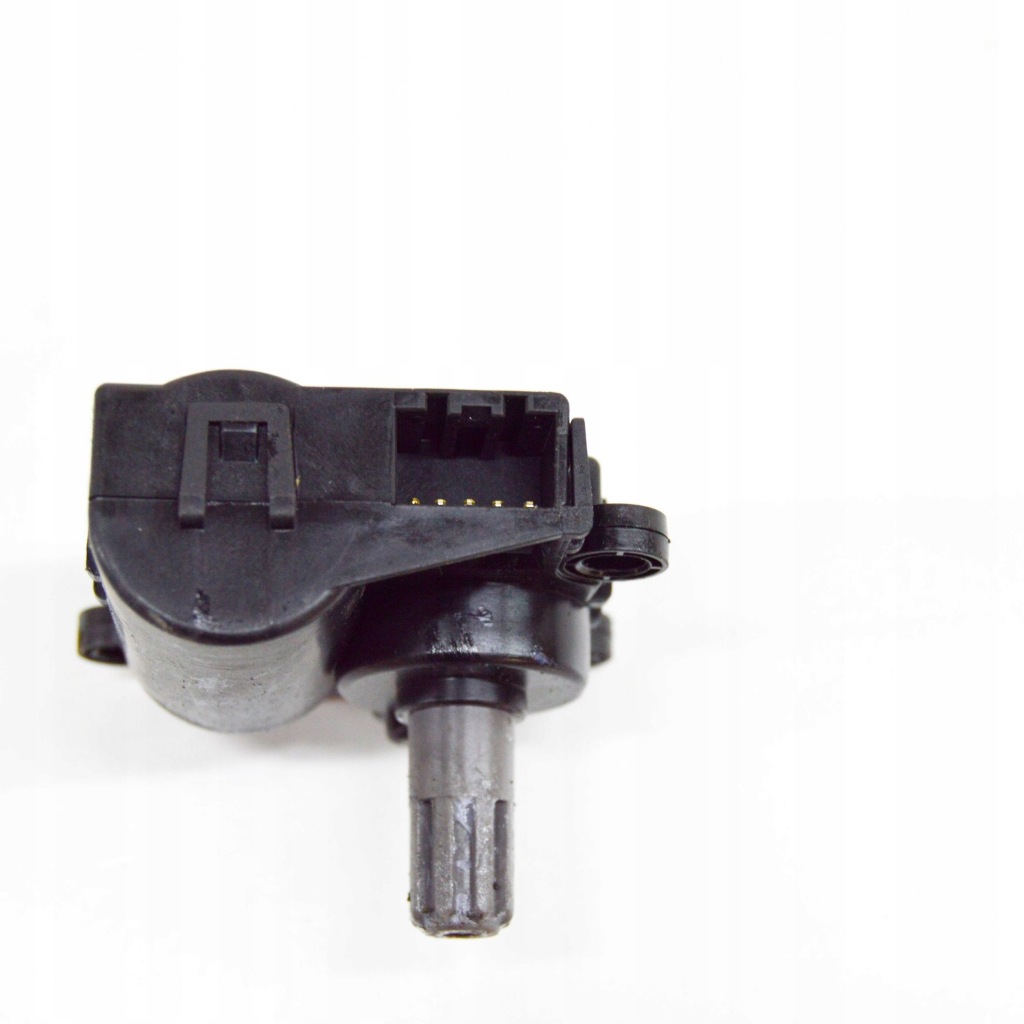 Tesla model s 2014 моторчик отопителя в Украине