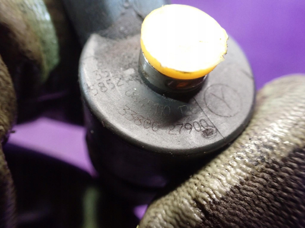 Kia sportage 2 04-08 2.0 crdi форсунка 0445110126 в Украине