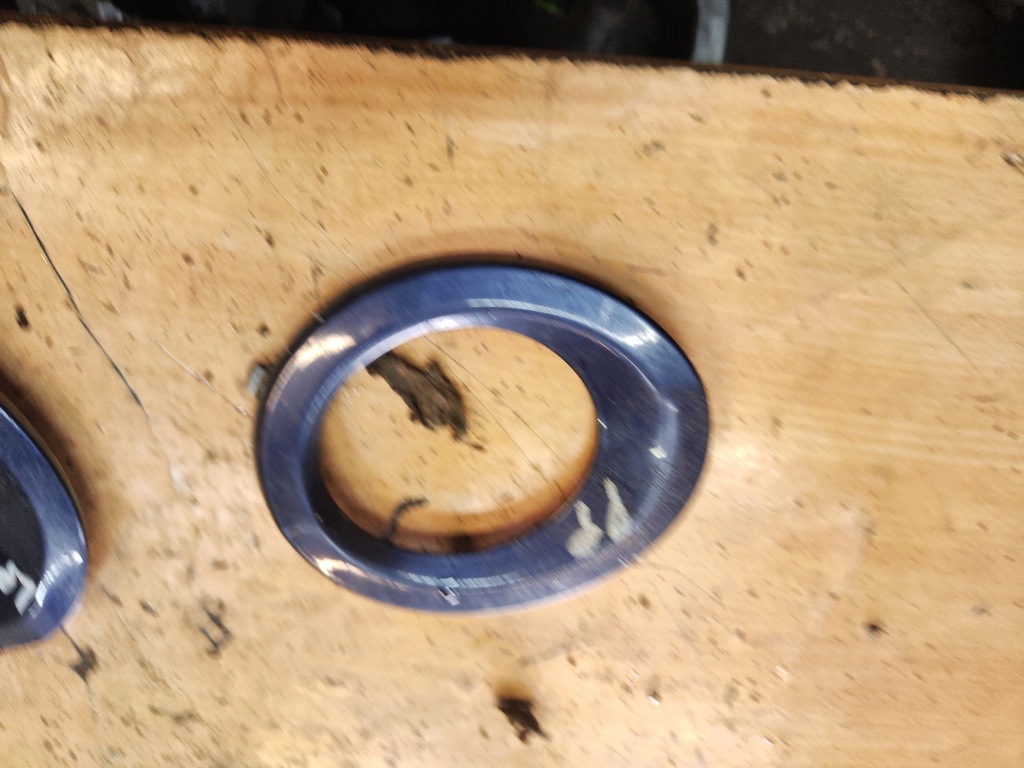 фото №1, Ford s-max mk1 решётка бампера противотуманной фары правая