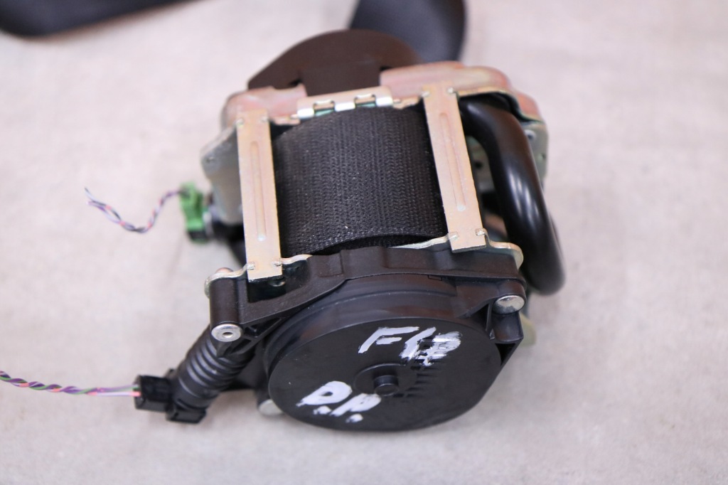 Купить Bmw x1 f48 x2 f39 ремень безопасности правая  перед передний чёрный америка 7428112