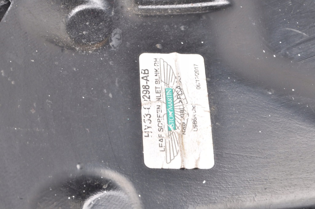 Aston martin db11 накладка жабо жабо hy53-02298-ab hy53-219000-ad Цена