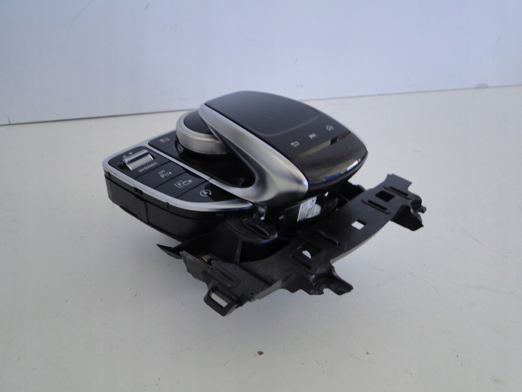 фото №6, Mercedes c klasa 205 w205 панель idrive a2059006247