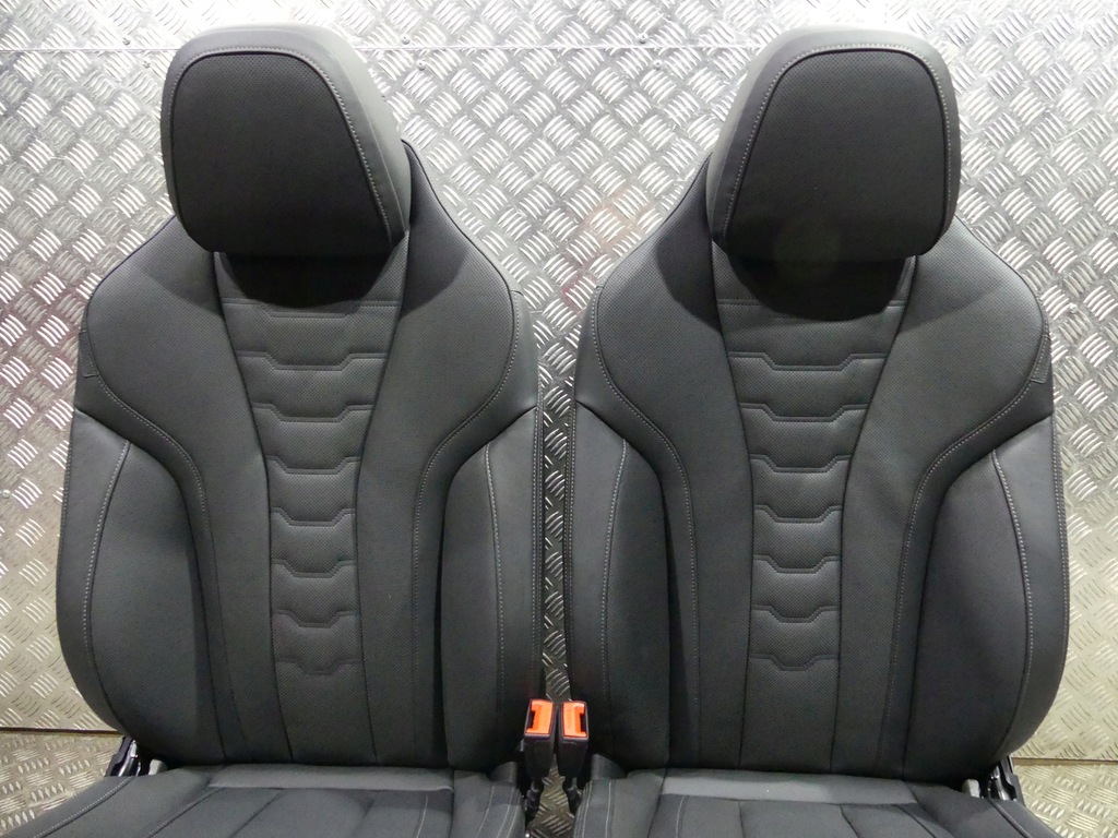 фото №8, Bmw 8 g15 individual обивка сиденья вентиляция подогрев заднее сиденье обшивки 41km