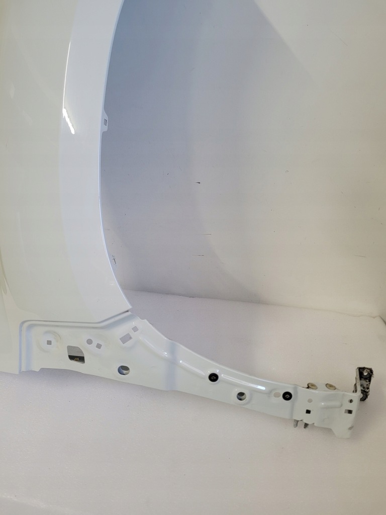 фото №9, Dacia duster ii 2 крила правий перед передній