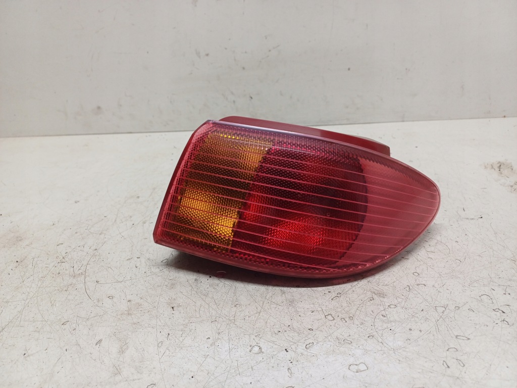 фото №1, Mazda 2 ii dy 02- лампа права задня 3m71-13404-am