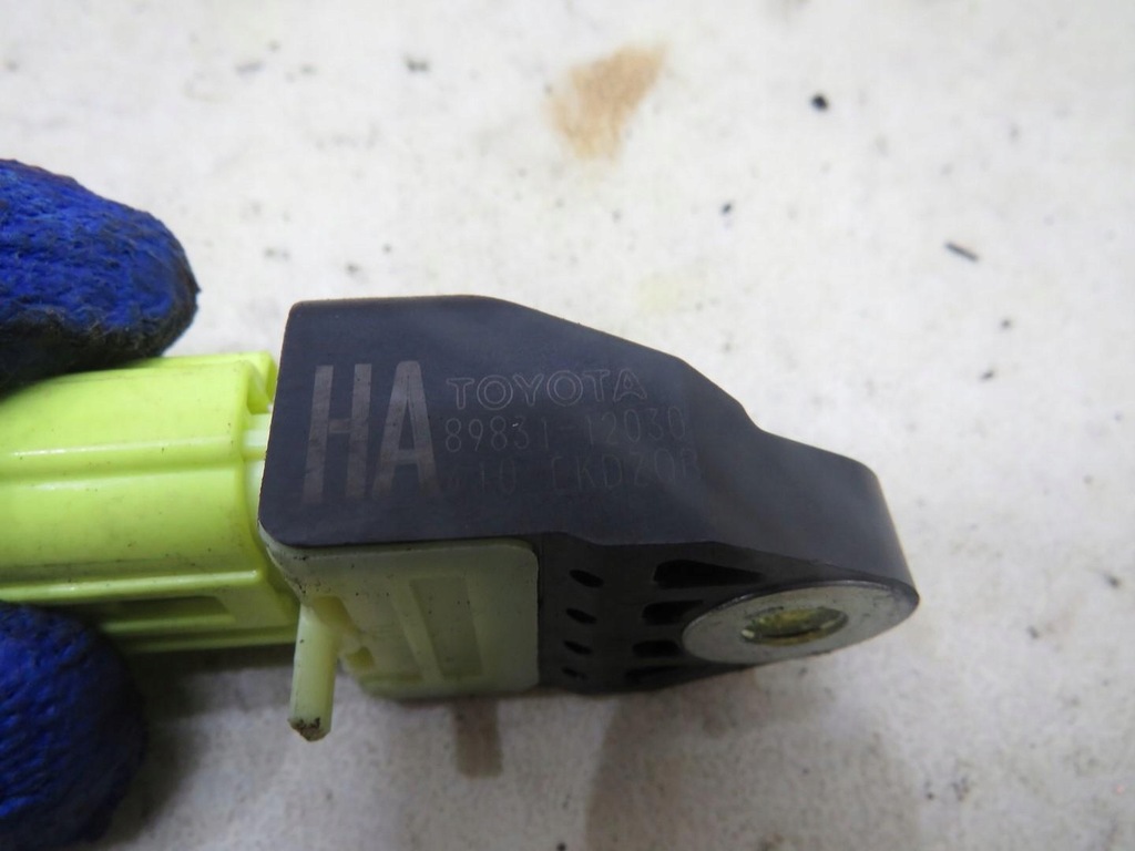 фото №7, Датчик удара toyota rav 4 iv 89831-12030