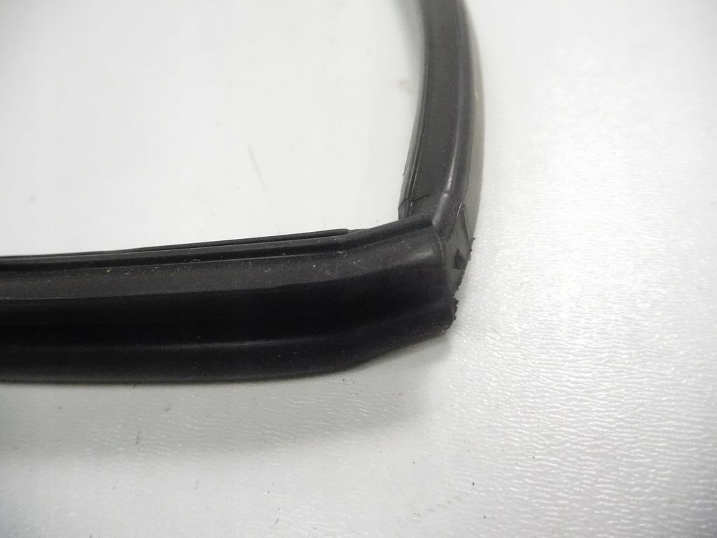 фото №6, Прокладка стекло передней fiat palio siena strada