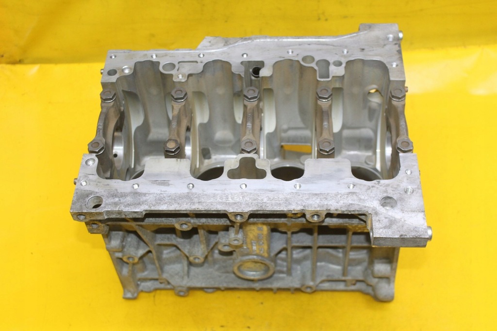фото №12, Блок двигателя vw golf vi seat audi 1.6 mpi cmx ccs 06b103019ak