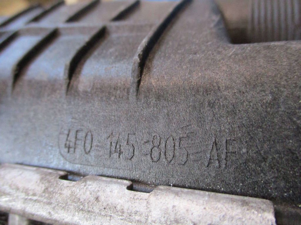 Интеркулер левый audi a6 c6 3.0 tdi 4f0145805af в Украине