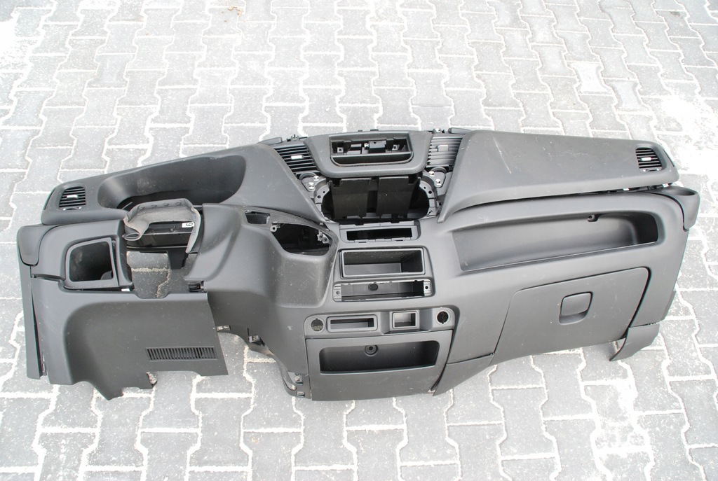 фото №7, Iveco daily 14-17 панель приладів консоль панель приладів новий model