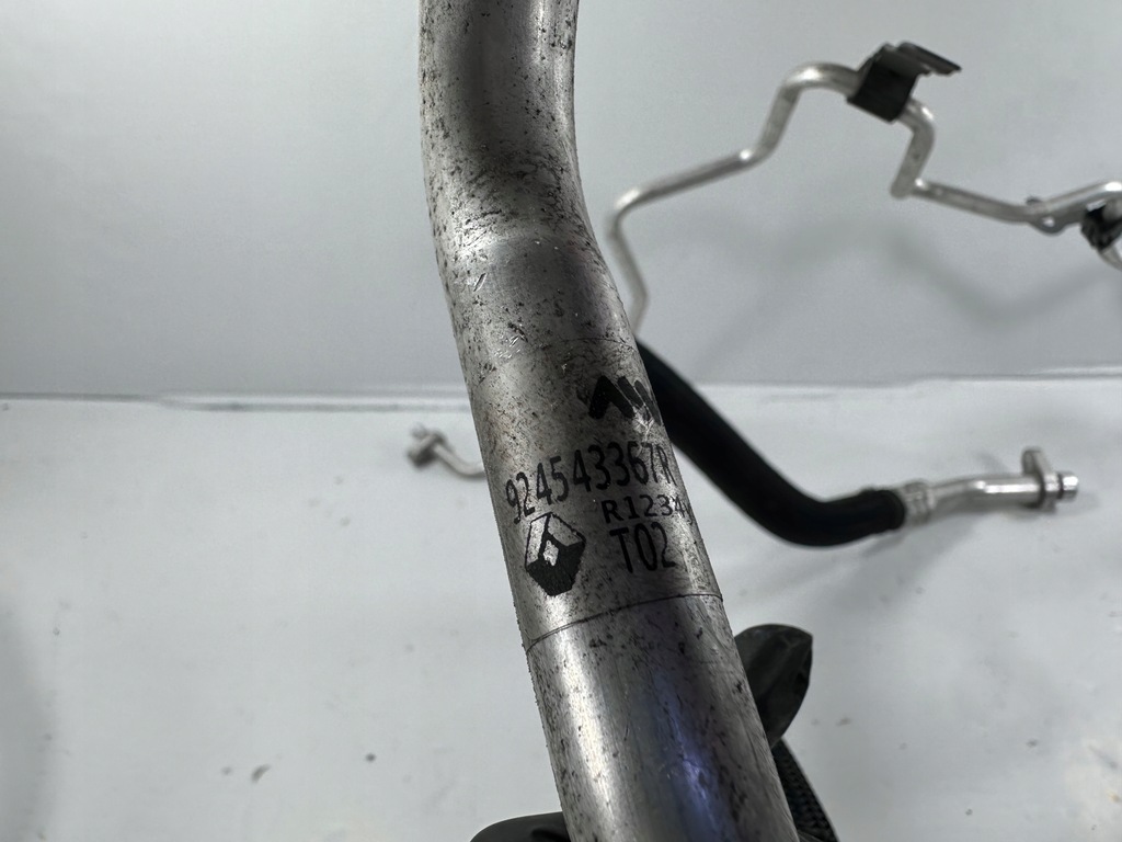 фото №4, Espace v шланг wąż трубка кондиціонера 2.0 dci 924808034r 924407367r