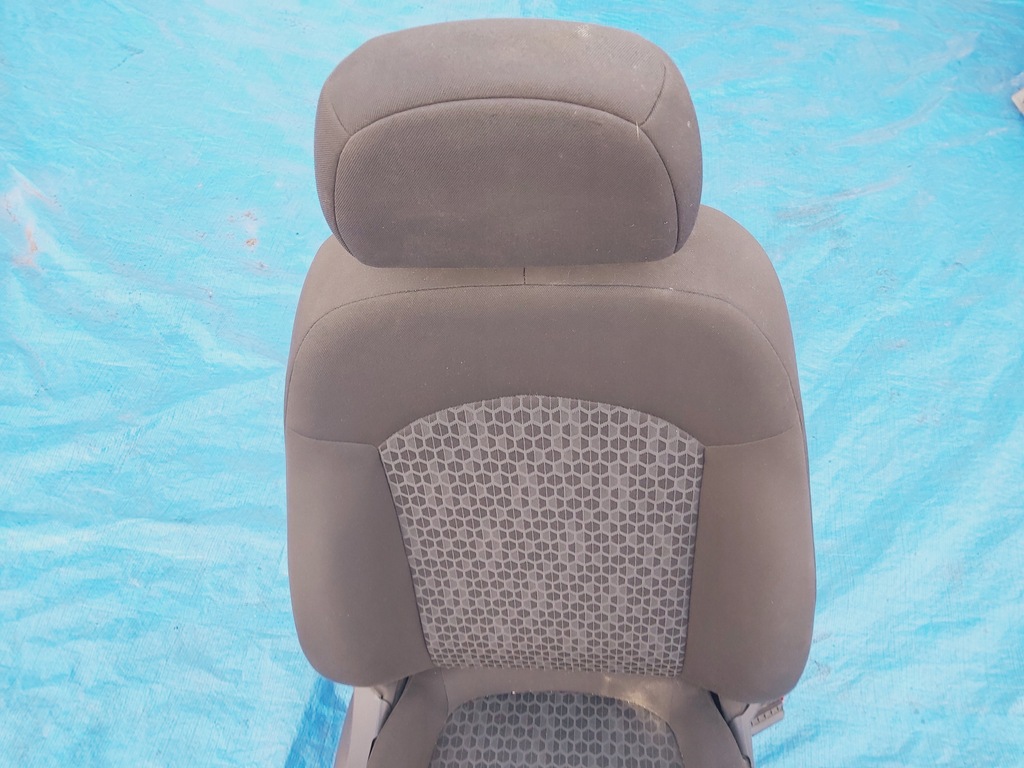 фото №7, Opel-części corsa e сидіння пасажира правий перед 5d europa