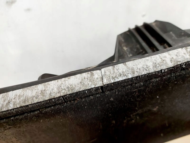 Nissan qashqai j10 1.6 16v радиатор воды вентилятор комплект Недорого