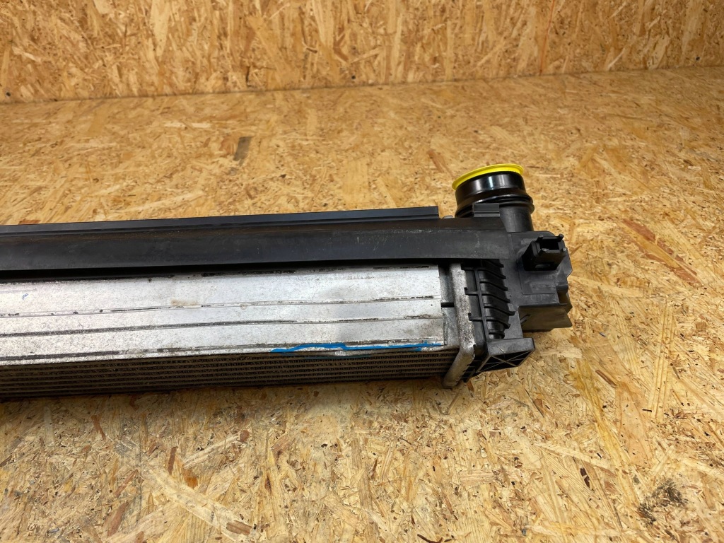 Радіатор повітря інтеркулер bmw f39 f40 f45 f46 f48 f55 f56 f60 7617597 Зі Шроту