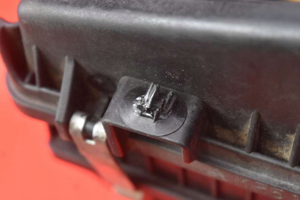 фото №11, Outlander корпус фільтра повітря mitsubishi outlander 1 i 2.0 16v 136 km