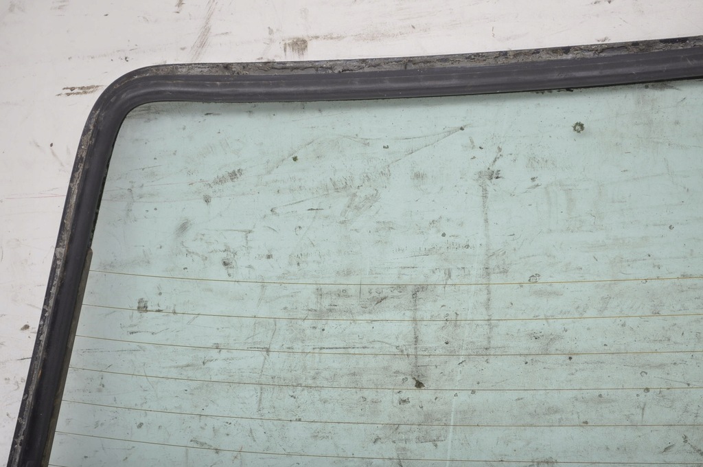 фото №10, Bmw e24 стекло задняя задняя крышки