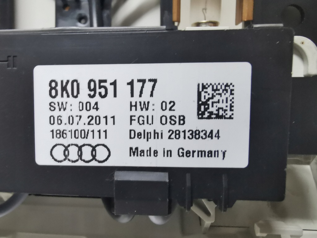 фото №10, Audi a5 8t sportback лампа потолочный 8t0947135b 8k0951177 all/e/7