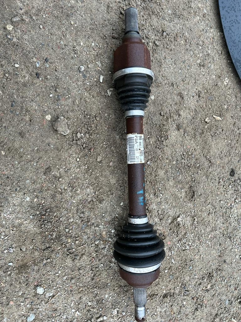 фото №1, Приводной вал левая короткий peugeot 508 1.6 thp