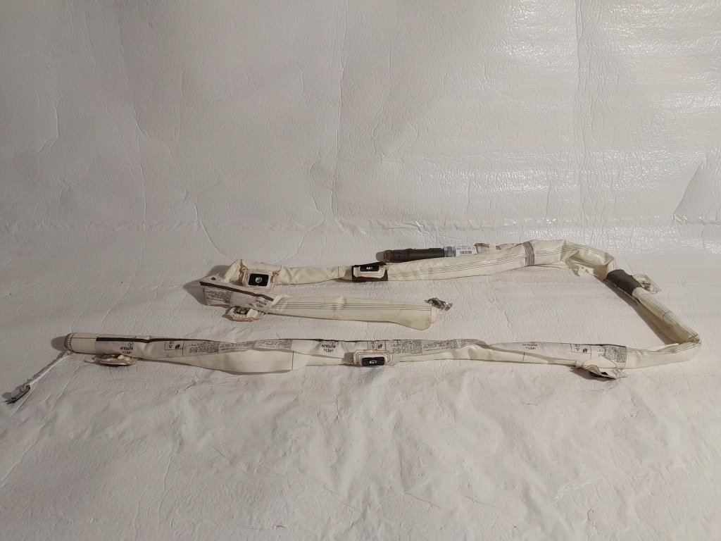 фото №1, Mercedes gle w166 шторка безопасности правая a1668602802