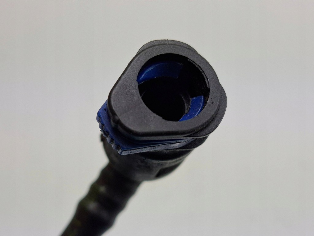 Шланг водяной турбонагнетателя bmw 5 f10 f11 7592650 Цена