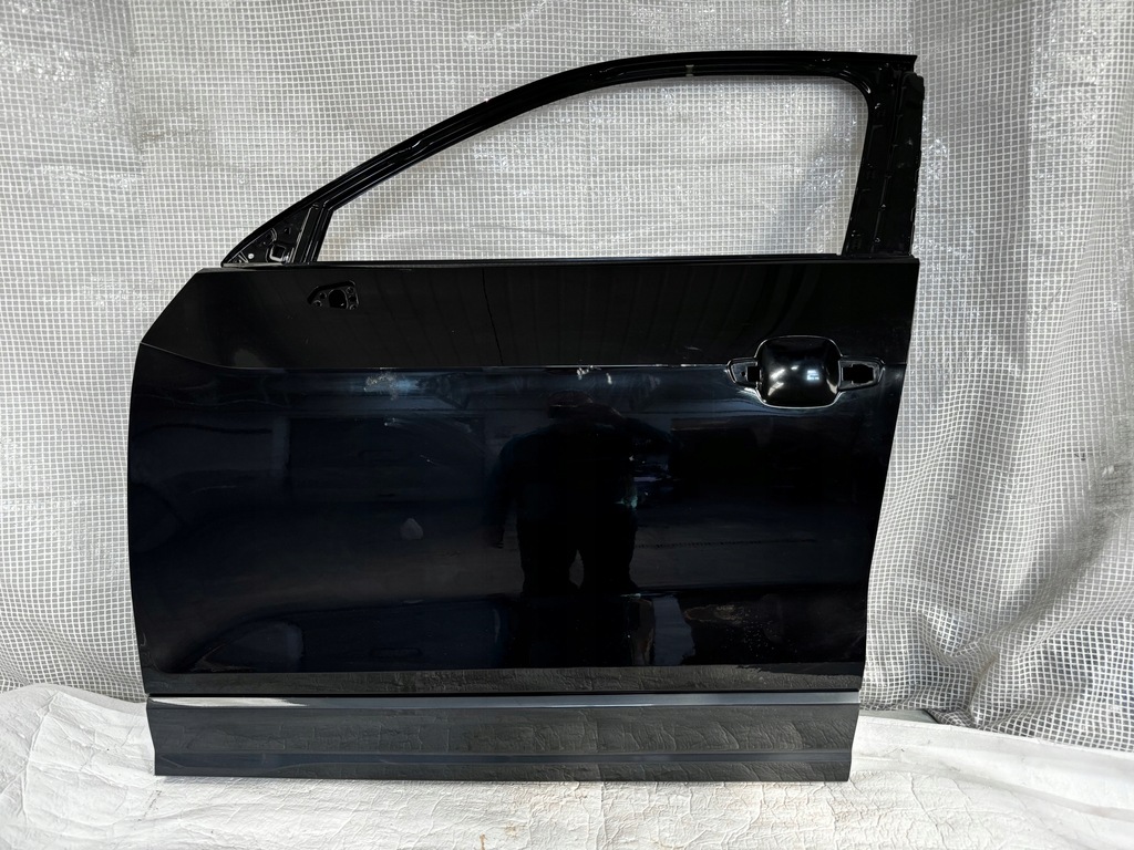 фото №1, Audi q2 левая передние дверь