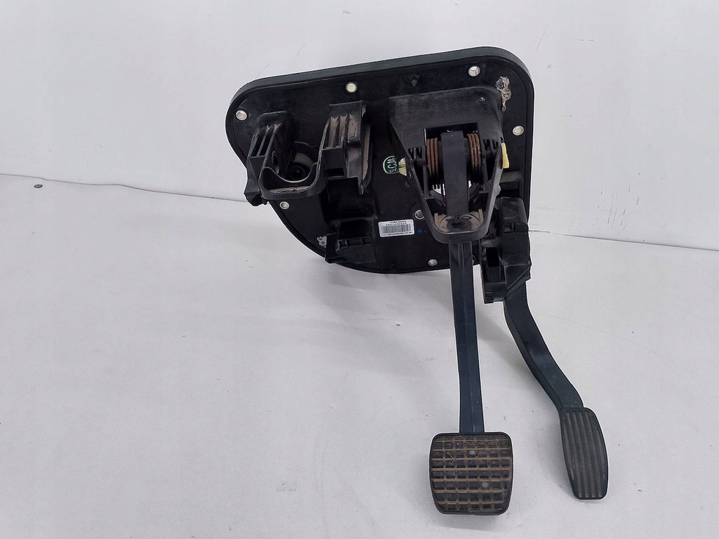 фото №1, Педалі iveco daily vi 14 - 5801492034 258da100 2.3 td