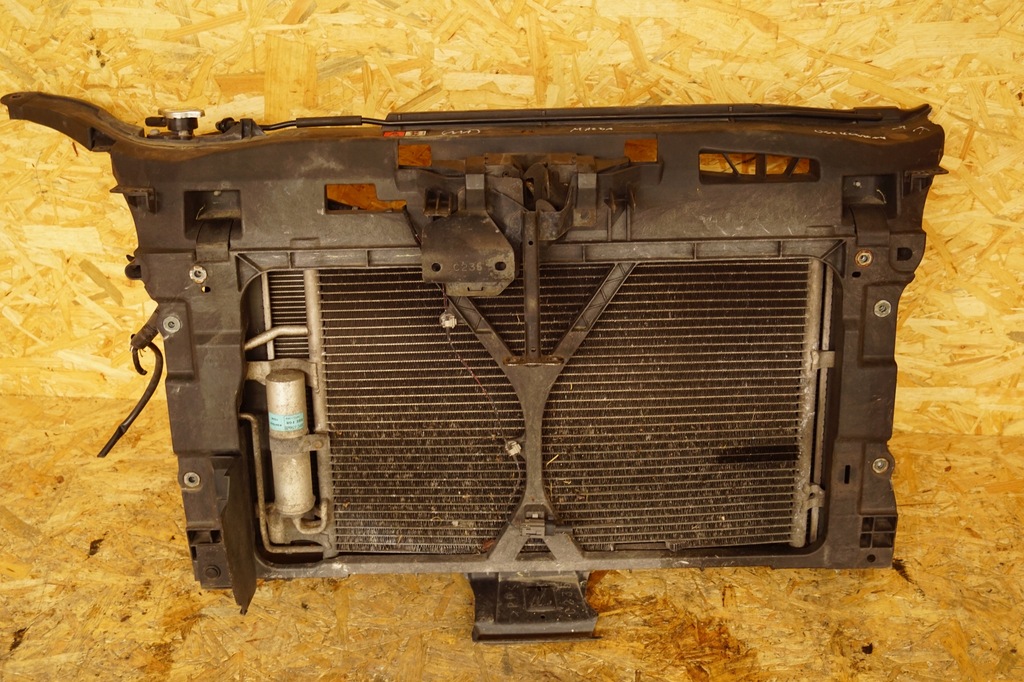 фото №4, Pas передний радиатор кондиционер mazda 6 gg повреждённая